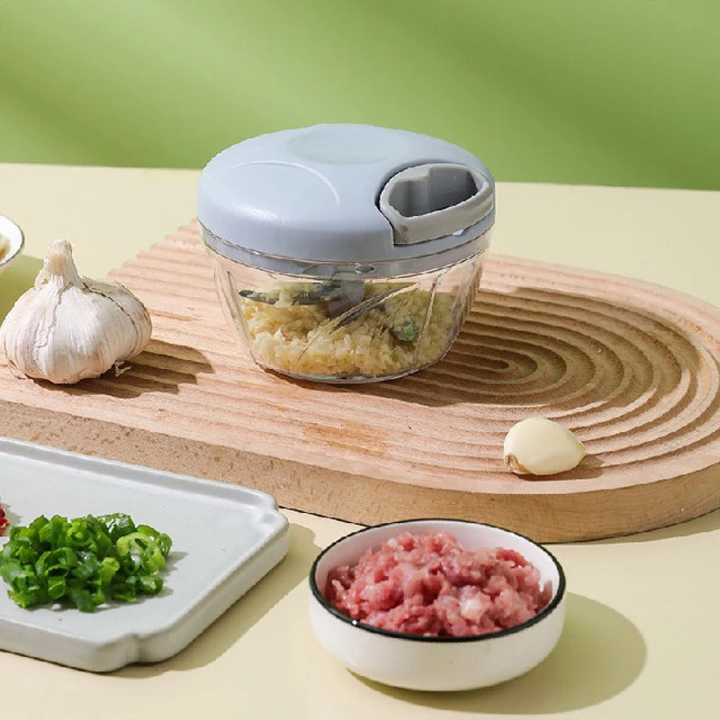 Manual Garlic Chopper & Vegetable Cutter – 200/500/900ML Hand-Pull Food Slicer & Crusher for Kitchen Use